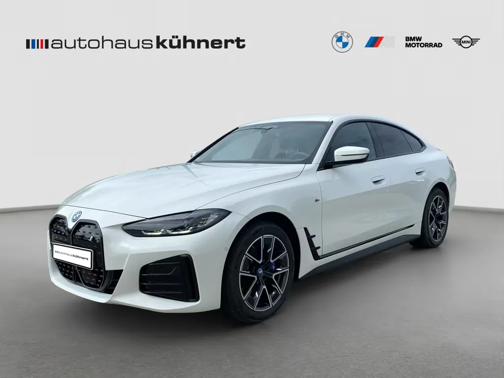 BMW i4