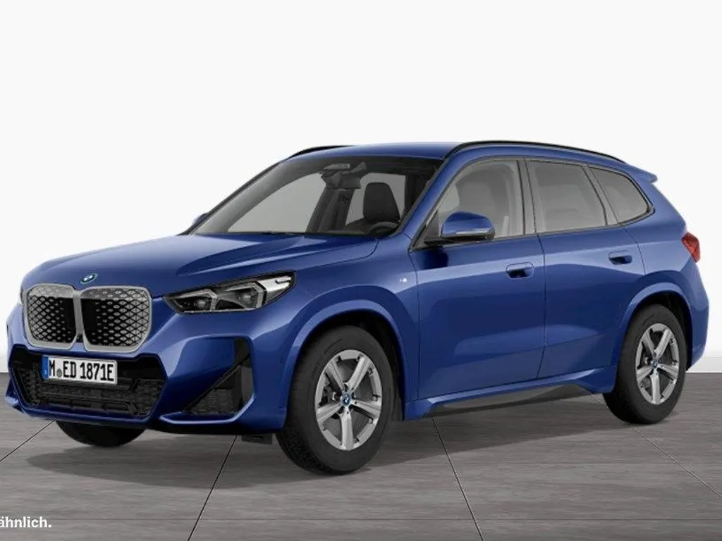 BMW iX1