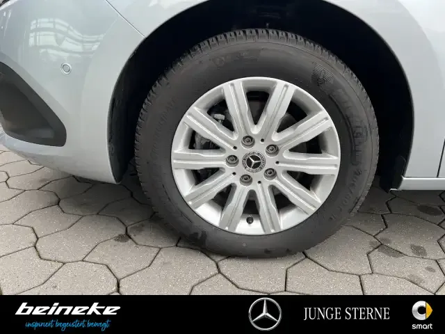 Mercedes-Benz Sonstiges