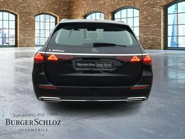Mercedes-Benz E 300