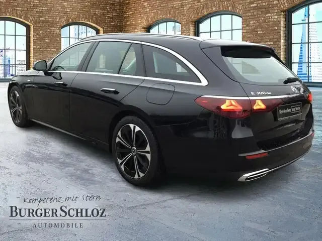 Mercedes-Benz E 300