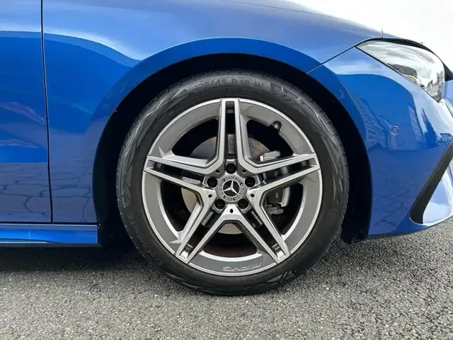 Mercedes-Benz CLA 180