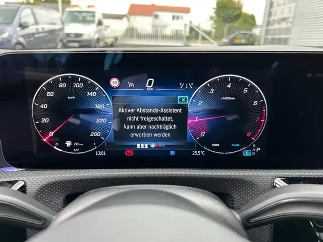 Mercedes-Benz CLA 180