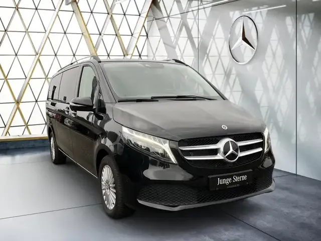 Mercedes-Benz V 250