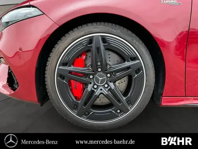 Mercedes-Benz A 45 AMG