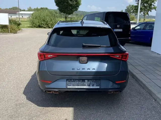 CUPRA Leon