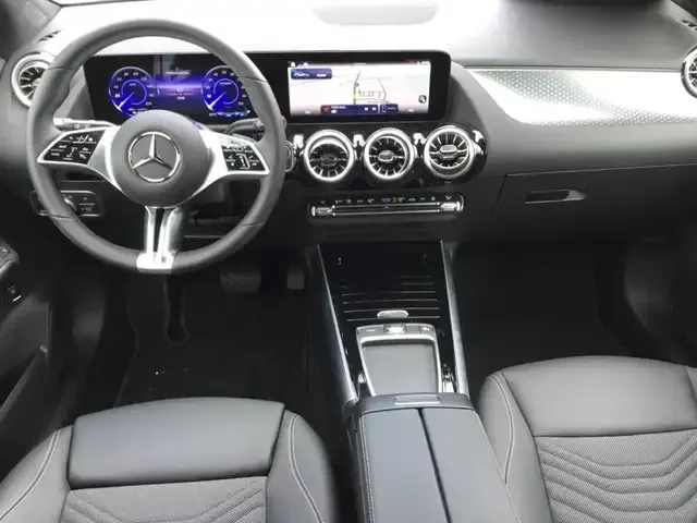 Mercedes-Benz EQA 350