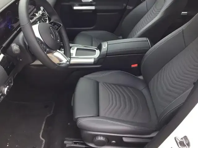 Mercedes-Benz EQA 350