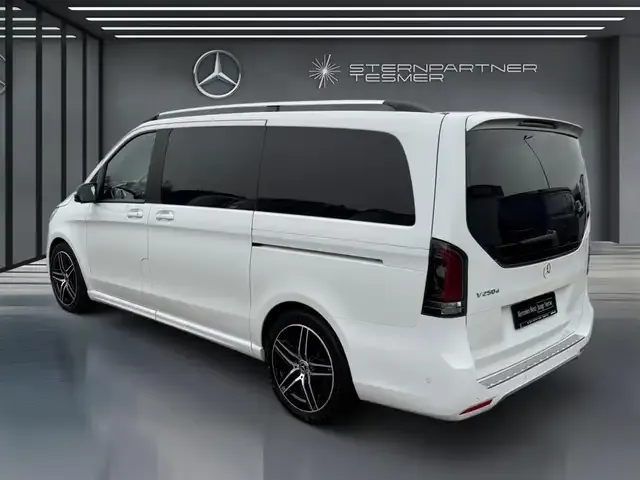 Mercedes-Benz V 250