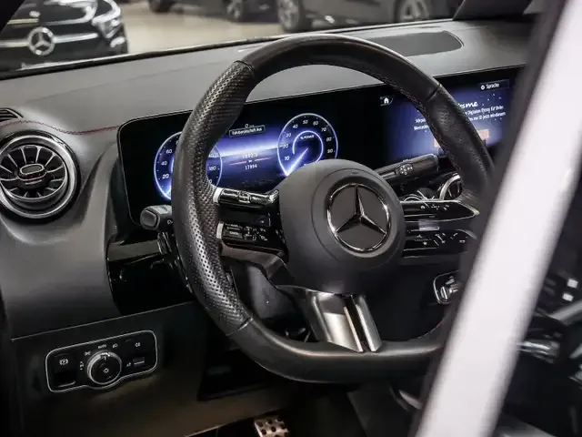 Mercedes-Benz EQA 350