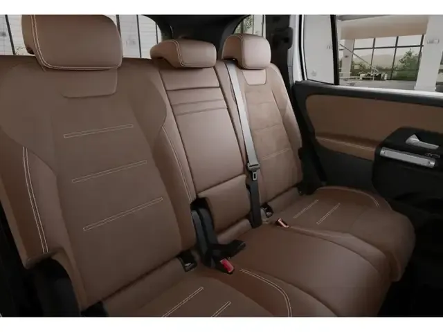 Mercedes-Benz GLB 220