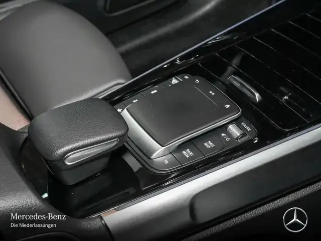 Mercedes-Benz EQB 250