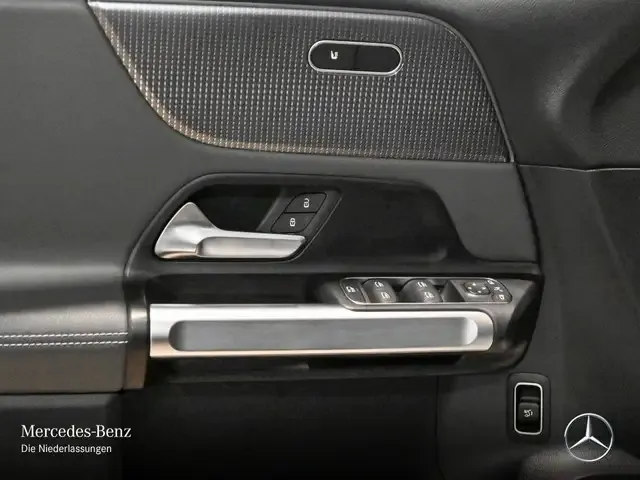 Mercedes-Benz EQB 250