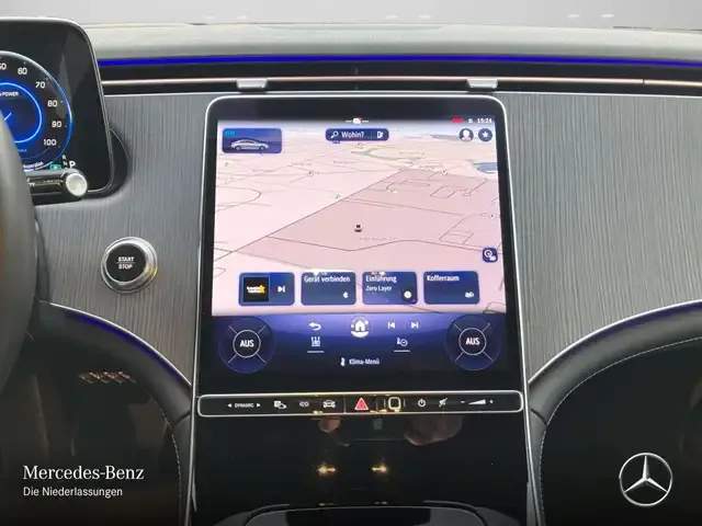 Mercedes-Benz EQE 300