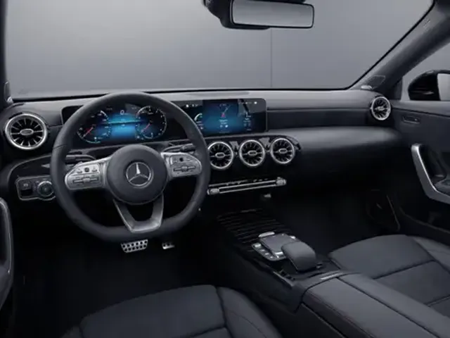 Mercedes-Benz CLA 200