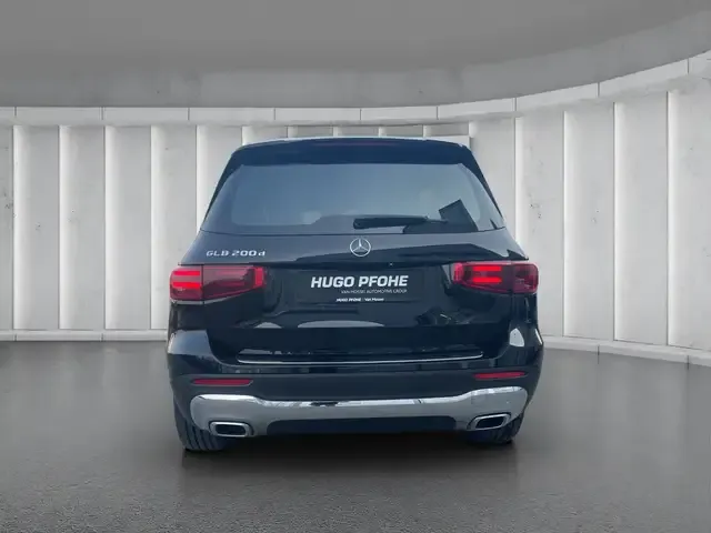 Mercedes-Benz GLB 200