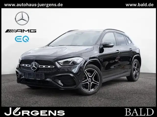 Mercedes-Benz GLA 220