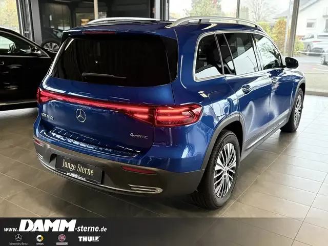Mercedes-Benz EQB 300