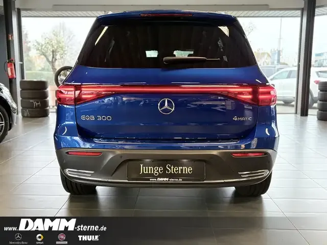 Mercedes-Benz EQB 300