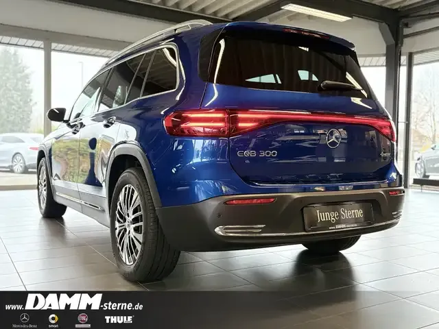 Mercedes-Benz EQB 300