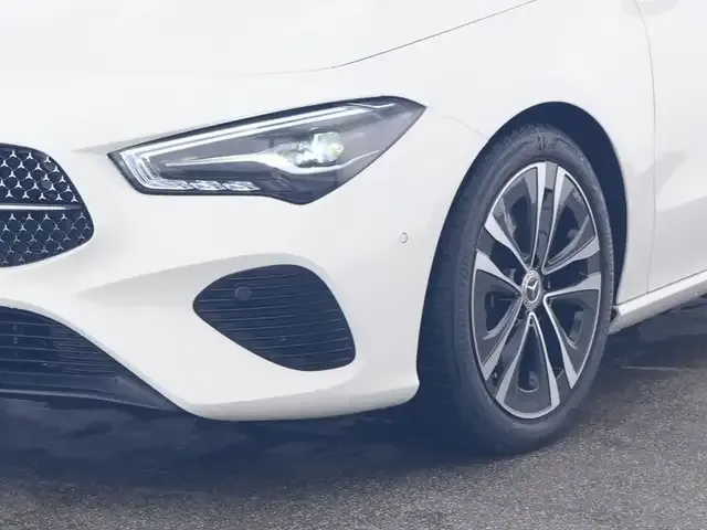 Mercedes-Benz CLA 180