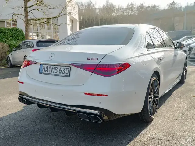 Mercedes-Benz S 63 AMG