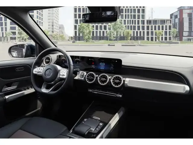 Mercedes-Benz EQB 300