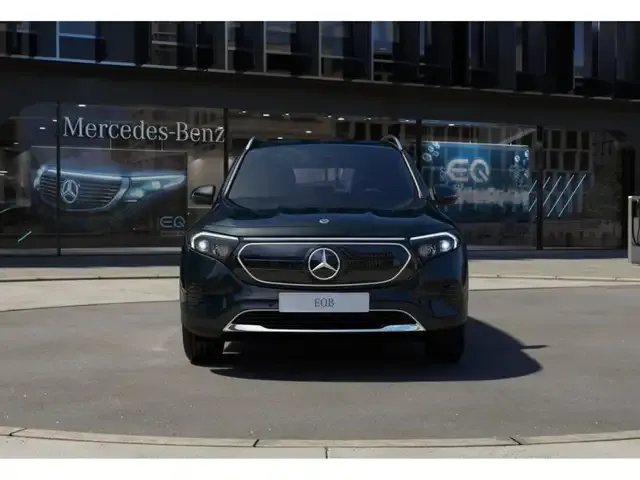 Mercedes-Benz EQB 300