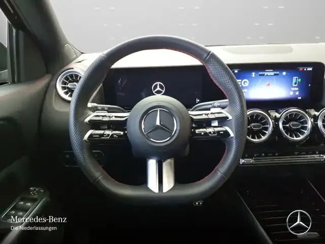 Mercedes-Benz EQA 300