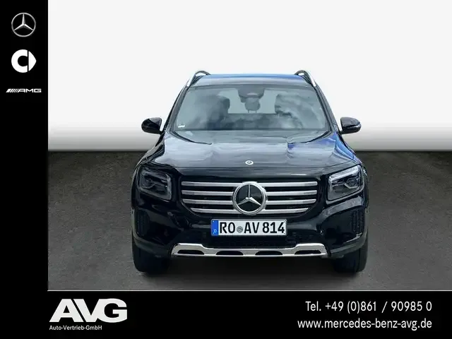 Mercedes-Benz GLB 200