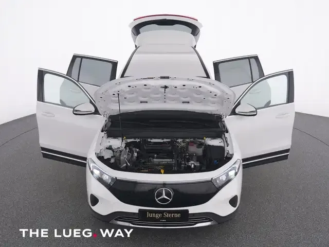Mercedes-Benz EQB 300