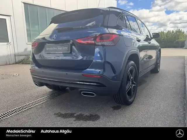 Mercedes-Benz GLA 250