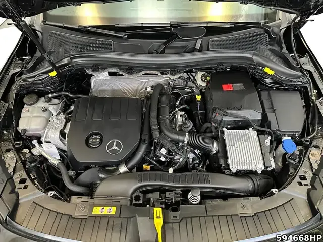 Mercedes-Benz GLA 180