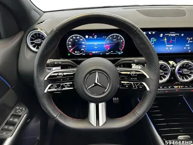Mercedes-Benz GLA 180