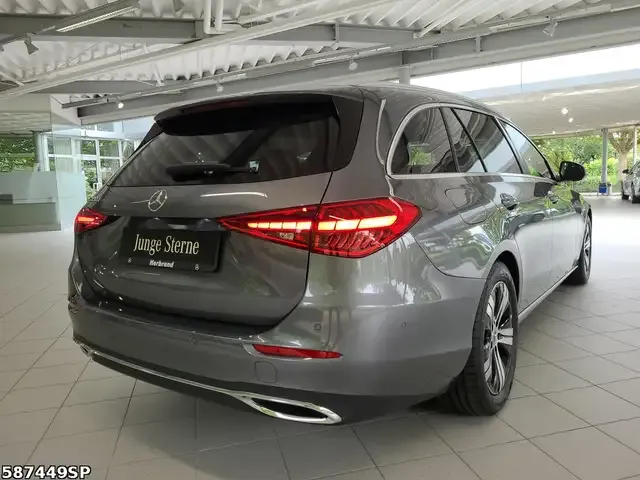Mercedes-Benz C 220