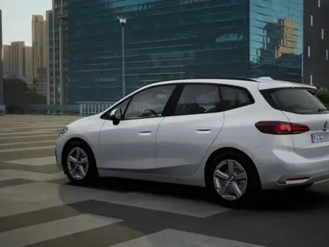 BMW 220