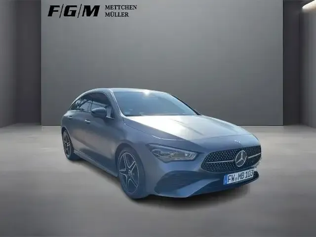 Mercedes-Benz CLA 180