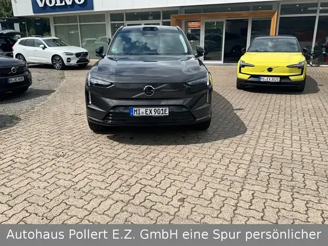 Volvo EX90