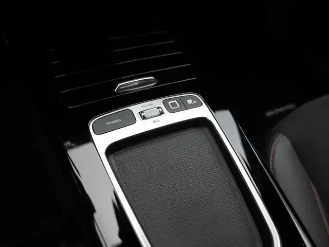 Mercedes-Benz CLA 220