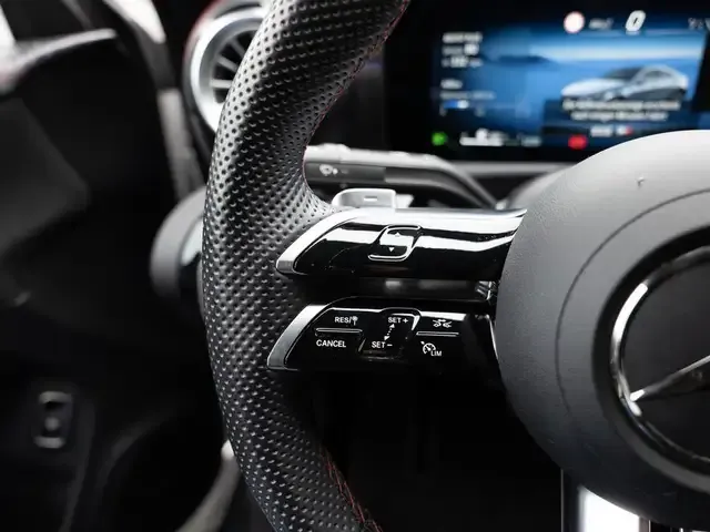 Mercedes-Benz CLA 220