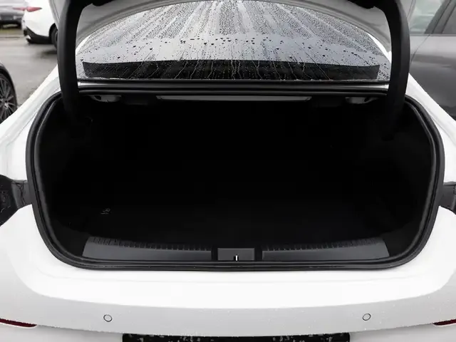 Mercedes-Benz CLA 220