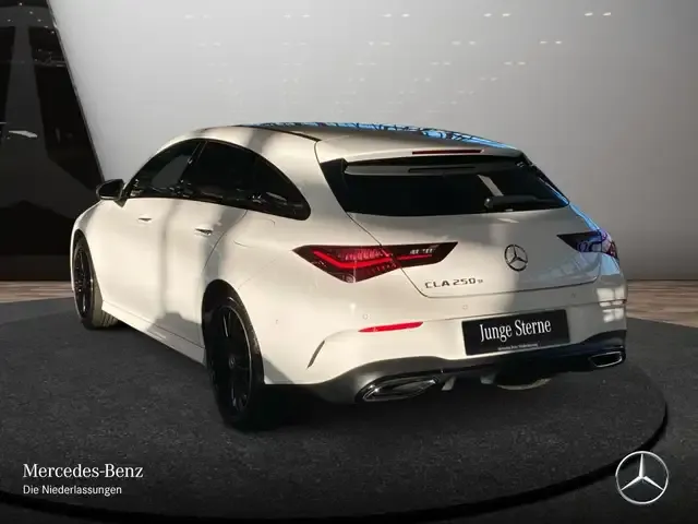 Mercedes-Benz CLA 250