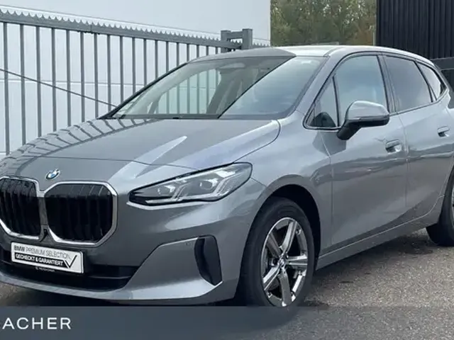 BMW 216