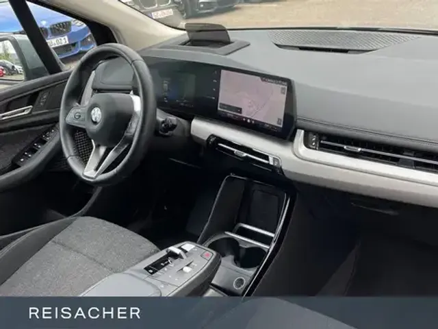 BMW 216
