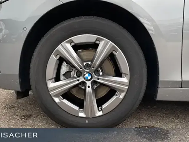 BMW 216