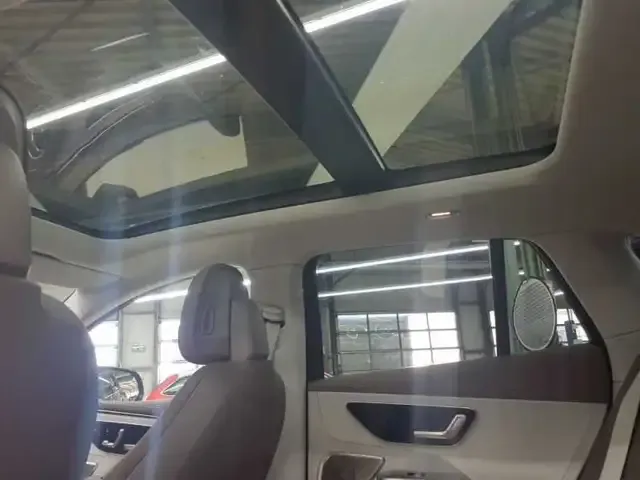 Mercedes-Benz EQE 350