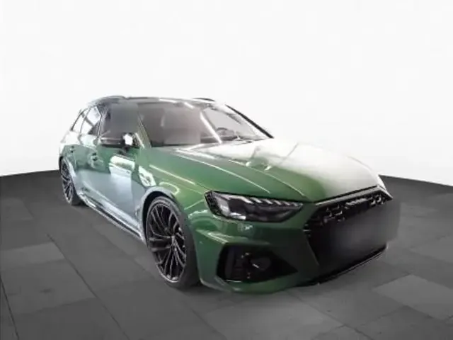 Audi RS4