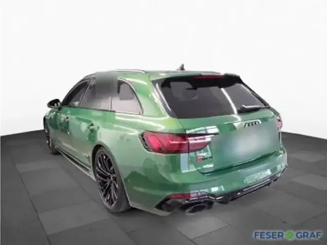 Audi RS4