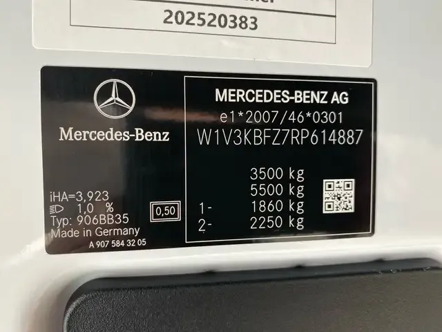 Mercedes-Benz Sprinter