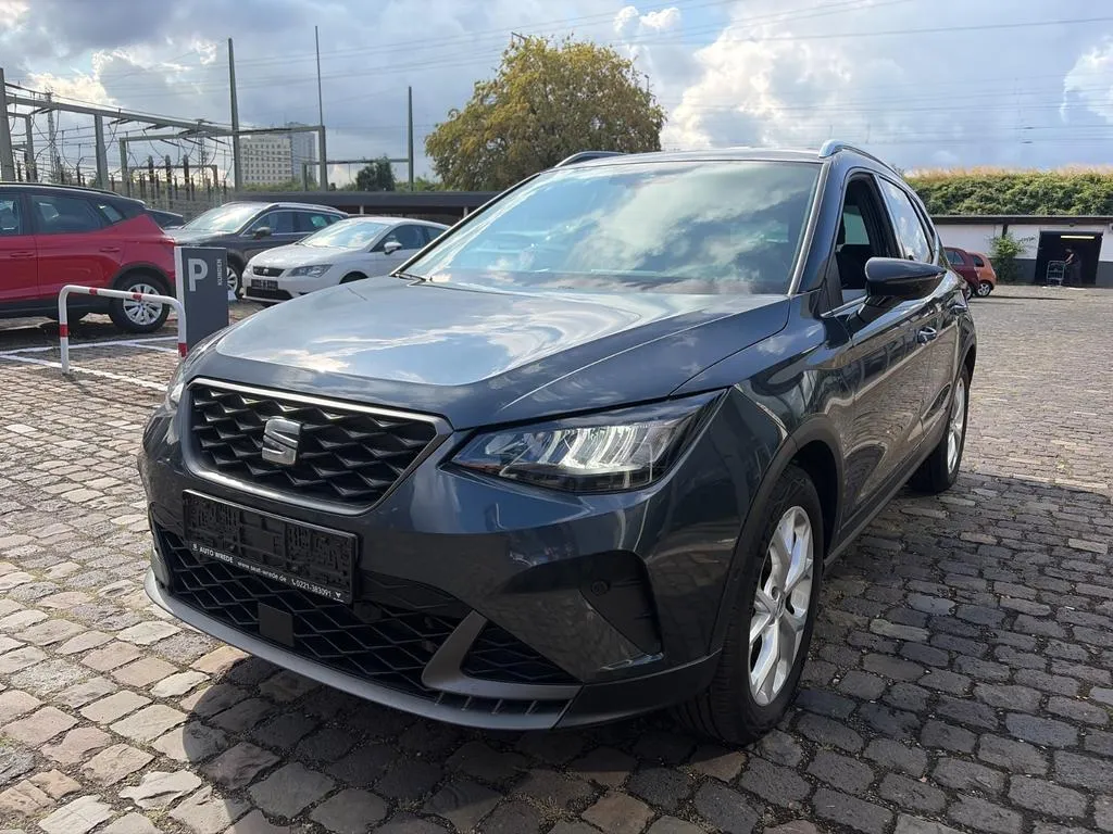 Seat Arona